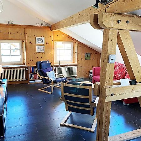 Alpenstil - 60M2 Dachstockwohnung Mit Garage - Bm186 Pontresina Extérieur photo