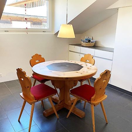 Alpenstil - 60M2 Dachstockwohnung Mit Garage - Bm186 Pontresina Extérieur photo